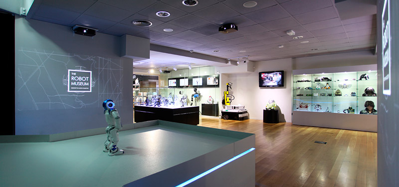 robot museum tours